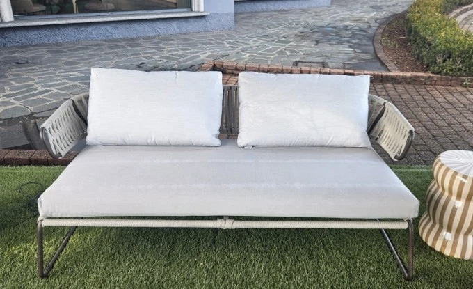 Gruppo divano e sedute outdoor LISA SOFA FILO by Scab Design